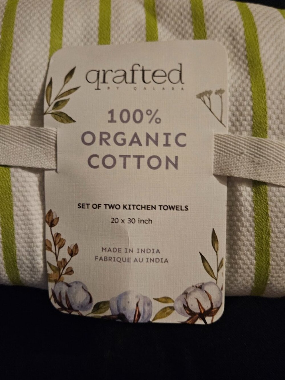 Qrafted by Calara Kitchen Towels (2) NWT